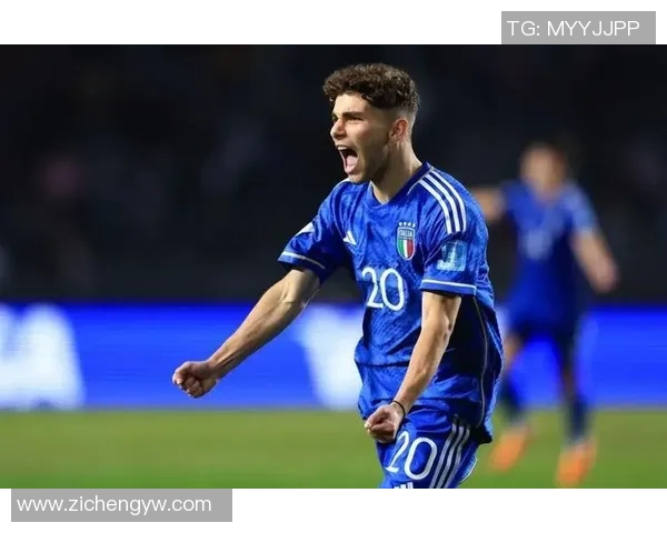 意大利足球明星兰佐尼的辉煌历程与传奇故事揭秘